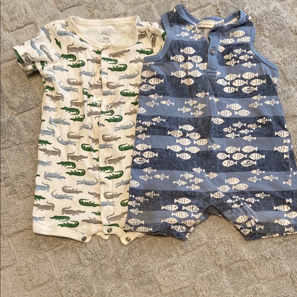 Set of Eight Baby Rompers - Picture 5 of 5